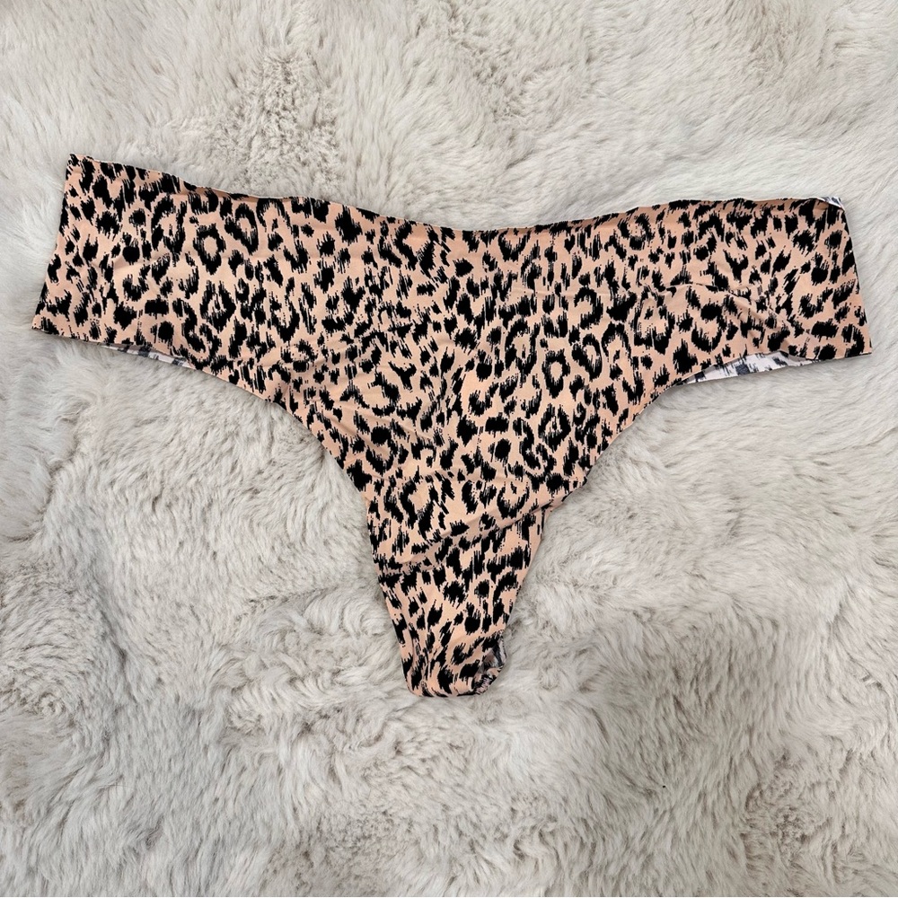 Victoria’s Secret XXL No Show Leopard Print Thong